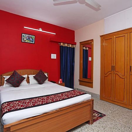 Oyo 10994 Hotel Luxury Inn Patna (Bihar) Exterior foto