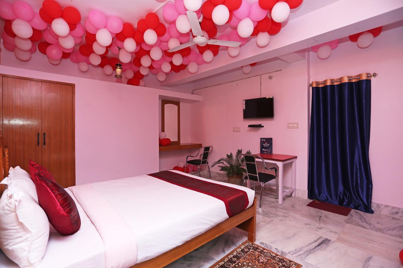 Oyo 10994 Hotel Luxury Inn Patna (Bihar) Exterior foto
