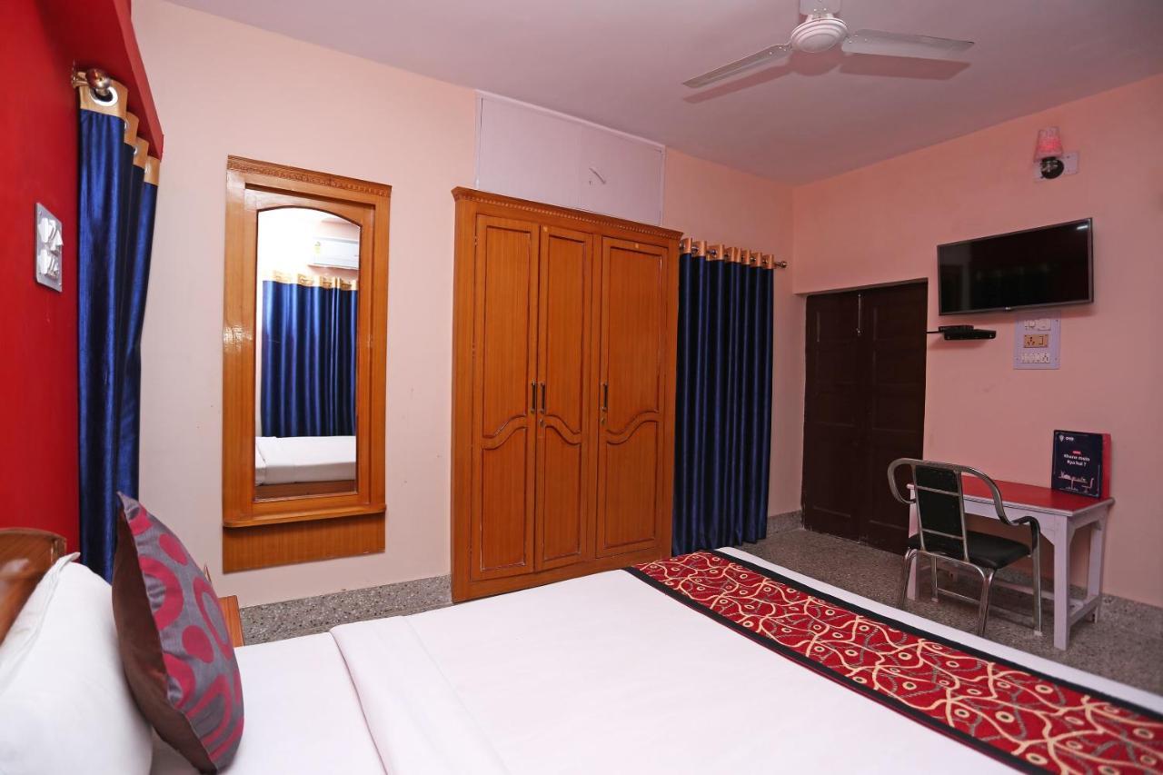 Oyo 10994 Hotel Luxury Inn Patna (Bihar) Exterior foto